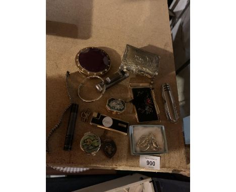 AN ASSORTMENT OF VARIOUS ITEMS TO INCLUDE A PENKNIFE, A METAL TRINKET BOX ETC 
