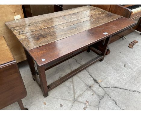 AN 18TH CENTURY OAK DROP-LEAF DINING TABLE, 47x30" (OPEN) 