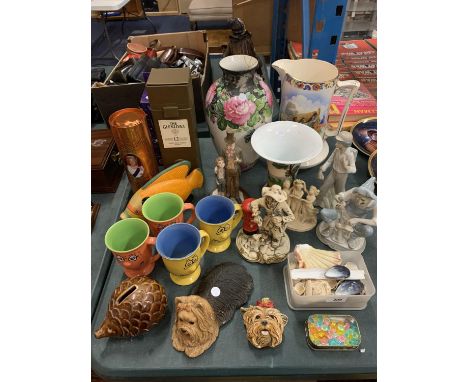 AN ASSORTMENT OF VARIOUS ITEMS TO INCLUDE A CERAMIC HEDGEHOG MONEY BOX, FIGURINES ETC 