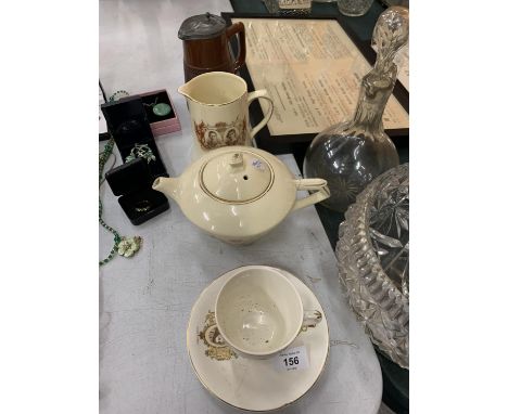 AN ASSORTMENT OF CERAMIC WARE TO INCLUDE TWO JUGS AND A LANGLEY TANKARD 