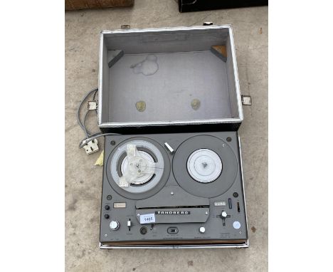 A VINTAGE CASED TANDBERG RECORD SYSTEM 