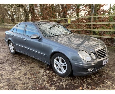 A 2009 MERCEDES BENZ E220 - YP09 YJF, MANUAL, MOT 27.5.21, SOME SERVICE BILLS, 69,000, DIESEL. 