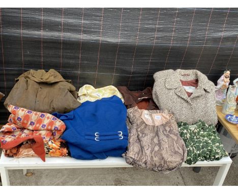AN ASSORTMENT OF VINTAGE LADIES CLOTHING 