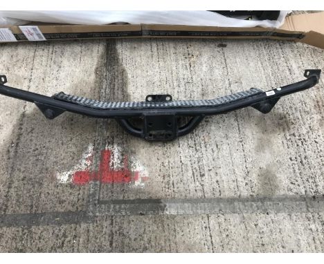 A LAND ROVER DEFENDER REAR TOW STEP 