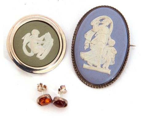 Mixed Lot: oval shaped Wedgwood light blue jasperware brooch depicting a goddess and a cherub, a Wedgwood teal green jasperwa