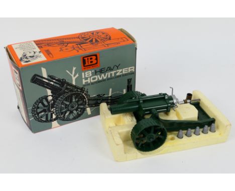 Britains - A boxed Britains #9740 18" Heavy Howitzer. This early 1960's version in gloss green appears to be in Excellent Plu