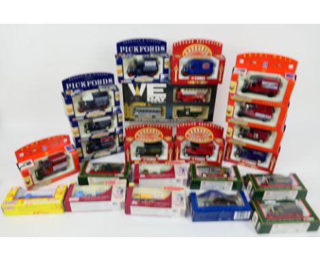 Corgi - Lledo - Classix - A boxed collection of 22 boxed diecast model vehicles in various scales. Lot includes Corgi #61205 