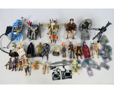 Hasbro - Star Wars - 24 x unboxed figures including Luke Skywalker with Desert Sport Skiff, Nute Gunray, Padme Amidala, Fode 