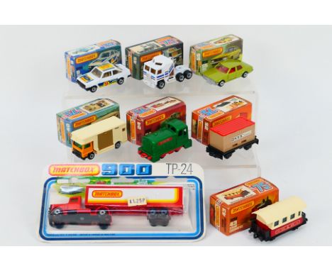 Matchbox - A group of eight boxed / carded Matchbox Superfast diecast model vehicles. Lot includes Matchbox Superfast #9 Ford