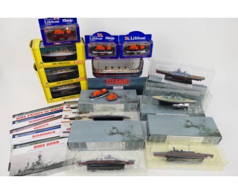 Gilbow - Atlas Editions - Lledo - A fleet of predominately boxed diecast model ships in various scales. Lot includes Gilbow 1