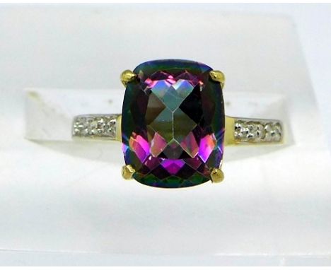 A 9ct gold, mystic topaz and diamond ring, weight 1.7g, size N