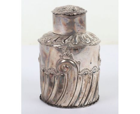A Victorian silver caddy, Birmingham 1893, chased decoration with circular lid, 10cm, 116g, 3.7oz