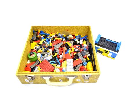 One tray of loose vintage Lego bricks and pieces.
