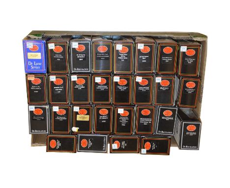 EFE Exclusive First Editions model buses and coaches, twenty-eight boxed examples.Qty: 28