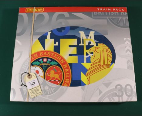 A Hornby 'OO' gauge Train Pack (R2329M).  'Thames-Clyde Express'. Comprising BR Britannia Class 4-6-2 tender locomotive RN700