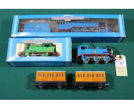 5x Hornby Thomas the Tank Engine items. 3x locomotives; Gordon (R383), Percy (R350) and Thomas. Together with Thomas' coaches