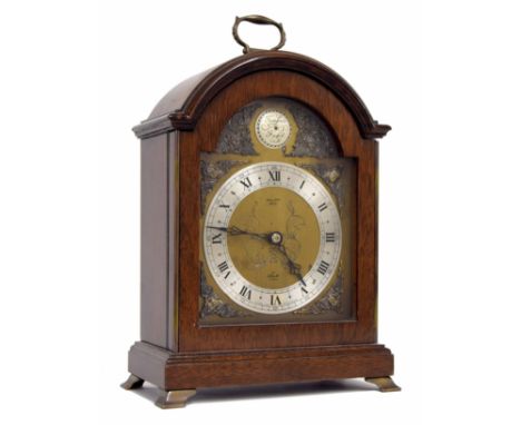 Elliot mahogany cased bracket clock in the Georgian&nbsp;style, the&nbsp;back plate with the Elliot logo made in England, fix