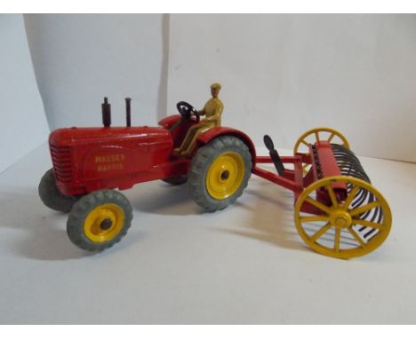 DINKY TOYS DIE CAST 310 FARM TRACTOR AND HAY RAKE