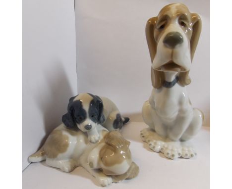 NAO BY LLADRO PORCELAIN SEATED HOUND AND SLEEPY PUPPY GROUP