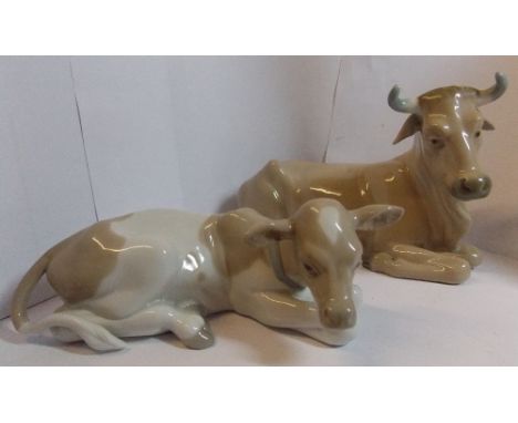 LLADRO COW NO. 4680, NAO RECUMBENT HORNED COW