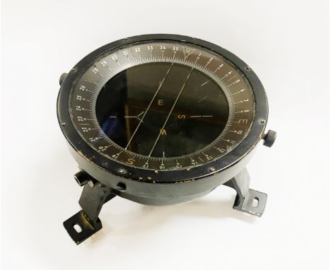 U.S ARMY AIR FORCE EARLY TYPE D-12 1942 BOMBERS COMPASS