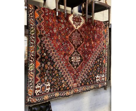 FINE SOUTH WEST PERSIAN QASHQAI RUG 265CMS X 183CMS