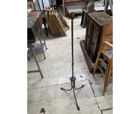 A VINTAGE ORNATE  BRASS LAMP BASE 