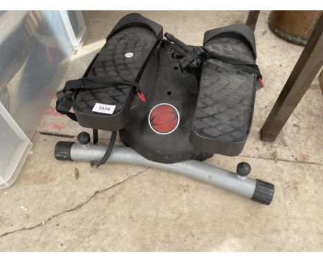 AN EXERCISE STEP MACHINE 