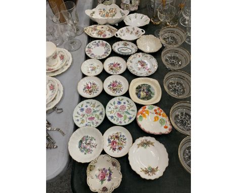A LARGE QUANTITY OF CHINA TRINKET DISHES AND PIN TRAYS TO INCLUDE ROYAL WORCESTER, MINTON, SPODE, AYNSLEY, ETC 