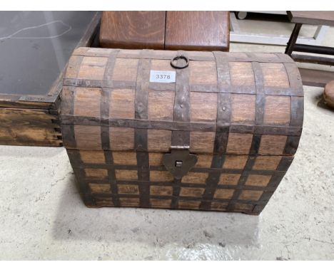 A VINTAGE INDIAN HARDWOOD AND METAL BOUND DOWRY CHEST / TRUNK, 14 X 11.5" 