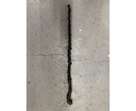 A VINTAGE WALKING STICK 