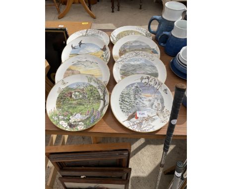 EIGHT ROYAL WORCESTER WILDLIFE COLLECTORS PLATES 