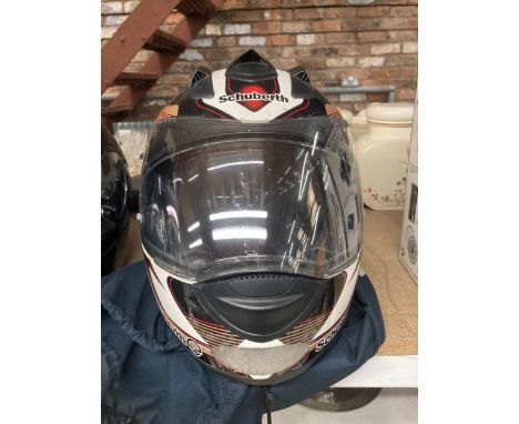 A SCHUBERTH MOTORCYCLE HELMET WITH BAG 