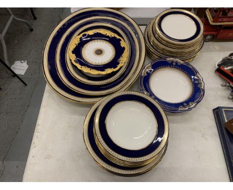 A QUANTITY OF SPODE TO INCLUDE SERVING PLATTERS, BOWLS, PLATES, ETC, IN COBALT BLUE WITH GILT DECORATION 