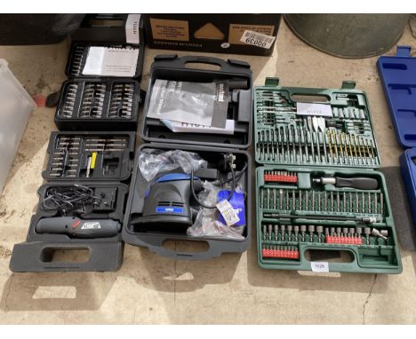 AN ASSORTMENT OF TOOLS TO INCLUDE A NUTOOL PALM SANDER, A DREMMEL DRILL AND AN ASSORTMENT OF DRILL BITS ETC 