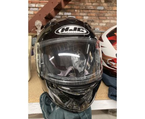 AQ HJC MOTORCYCLE HELMET WITH BAG 