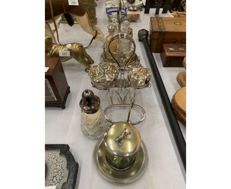 A QUANTITY OF SILVER PLATE AND GLASS CONDIMENTS TO INCLUDE A SUGAR SHAKER, PRESERVE POT, ETC 