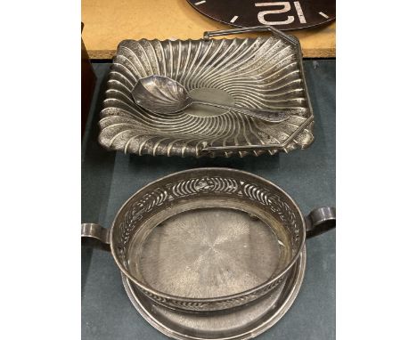 A SILVER PLATED BASKET DISH WITH HANDLE, SMALL TRAY, ETC 