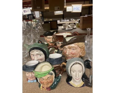A COLLECTION OF VINTAGE ROYAL DOULTON TOBY JUGS TO INCLUDE ROBIN HOOD, ETC 