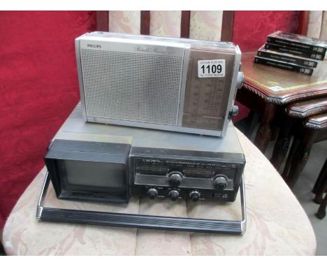An old Philips radio and a Crown tuner