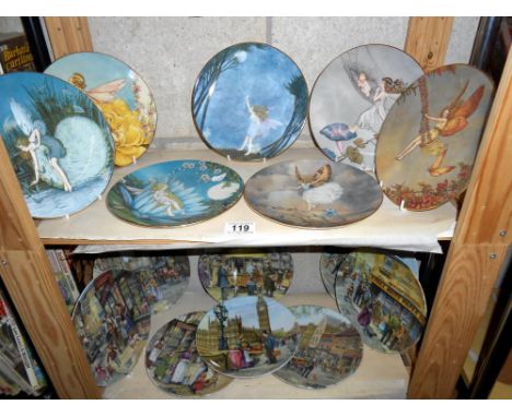 15 Royal Worcester and Davenport collectors cabinet plates on 2 shelves