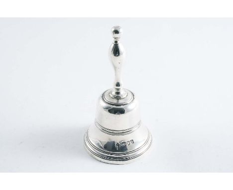 A LATE VICTORIAN TABLE BELL with a baluster handle, a ball finial, and reeded borders, by Francis Boone Thomas, London 1896; 