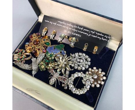 PAIR OF EARRINGS AND NECKLACE, with jewellery card from Pierre Cardin, in box; along with a collection of vintage brooches de