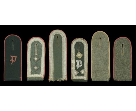 German Second World War Army Panzer Shoulder Boards. 6 shoulder boards. Early model 36 board, dark green centre with chain st