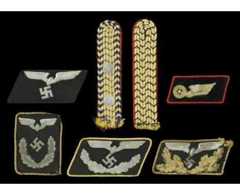 German Second World War Railway Insignia. 7 items of railway operatives insignia. Single stitch-on shoulder board for Aspiran