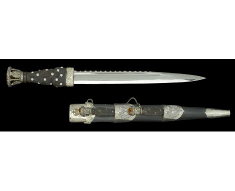 A 16th Battalion Canadian Scottish (British Colombia) Officers Dirk. The plain blade 190mm with traditional part fuller and t