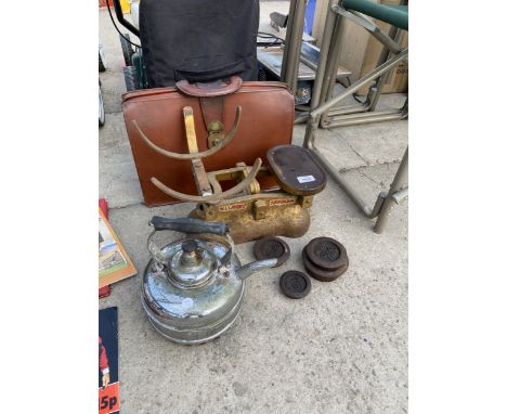 AN ASSORTMENT OF VINTAGE ITEMS TO INCLUDE SCALES AND WEIGHTS, A KETTLE AND A TRAVEL CASE ETC