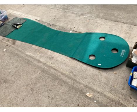 A FORB GOLF PUTTING MAT