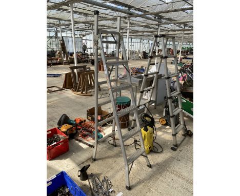 A MULTIFUNCTIONAL FOLDING ALUMINIUM LADDER