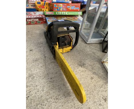 A MCCULLOCH PETROL CHAINSAW